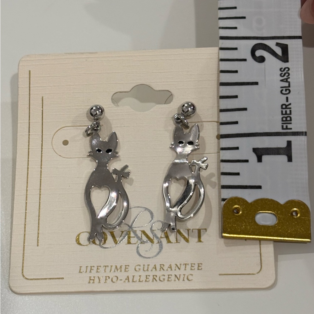 Silver Cat Earrings, never worn - Picture 3 of 3